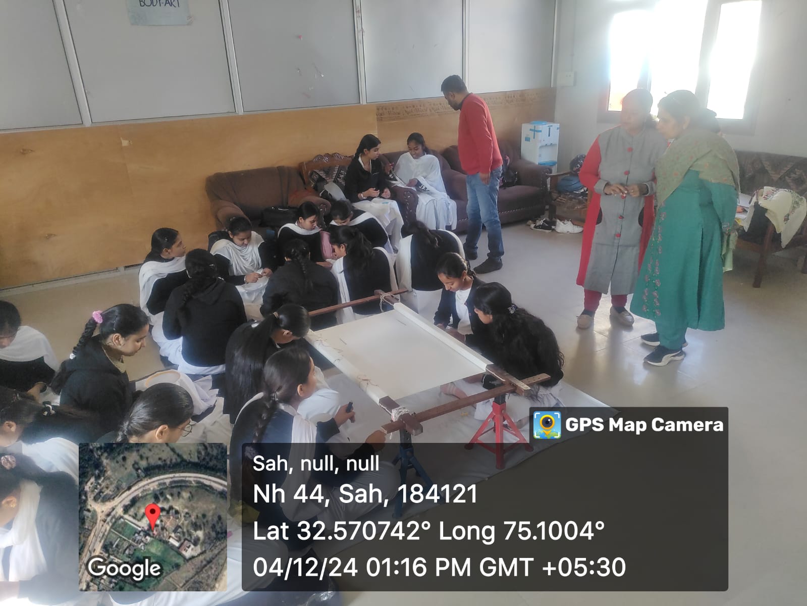 aari work